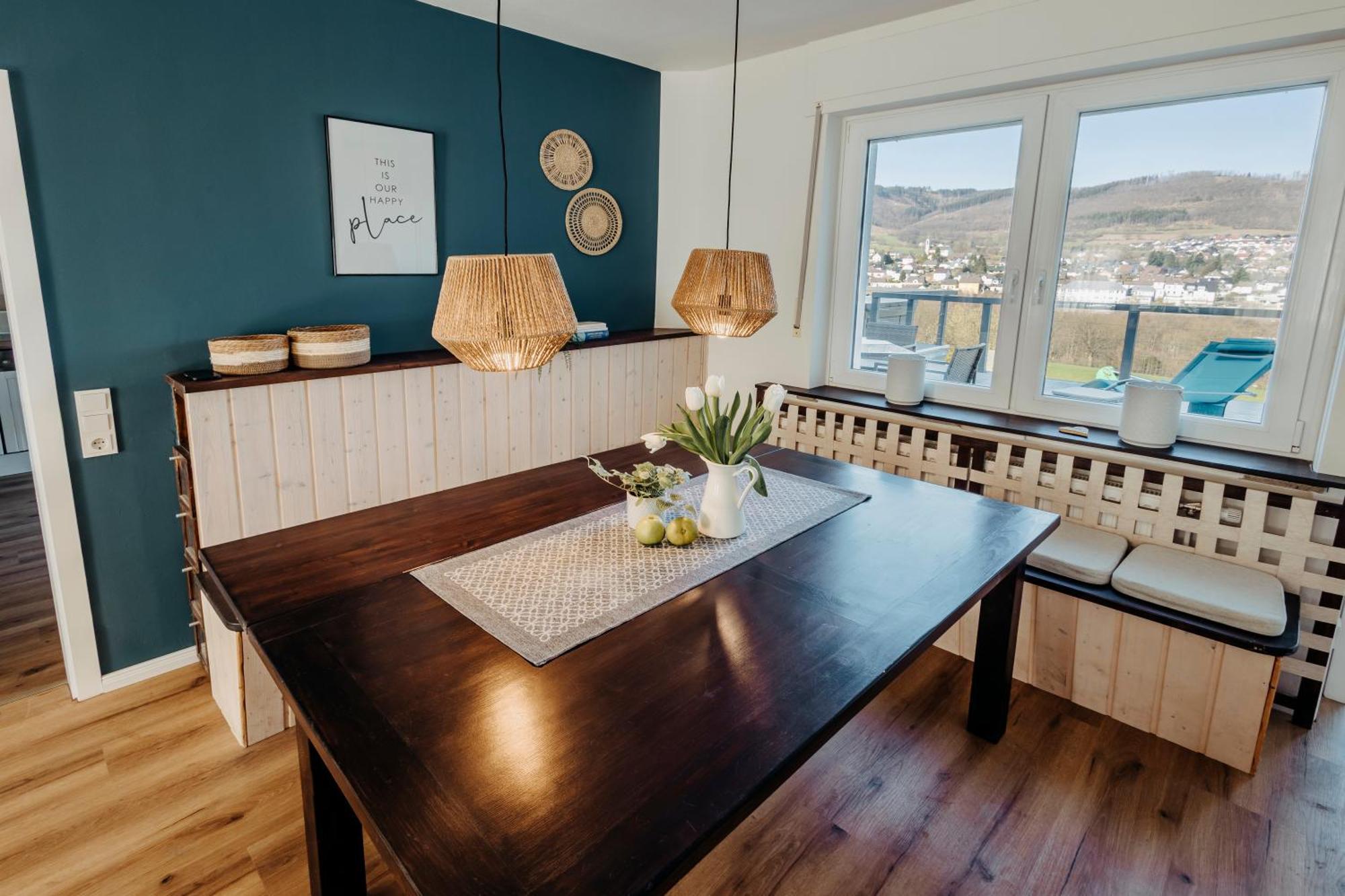 Traumwohnung Mit Sauna, Whirlpool & Wunderschoener Aussicht Плетенберг Екстериор снимка